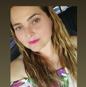 Meet your Posher, Marcia